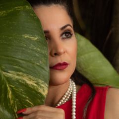 Vanessa Pimentel estreia monólogo híbrido inspirado em Clarice Lispector